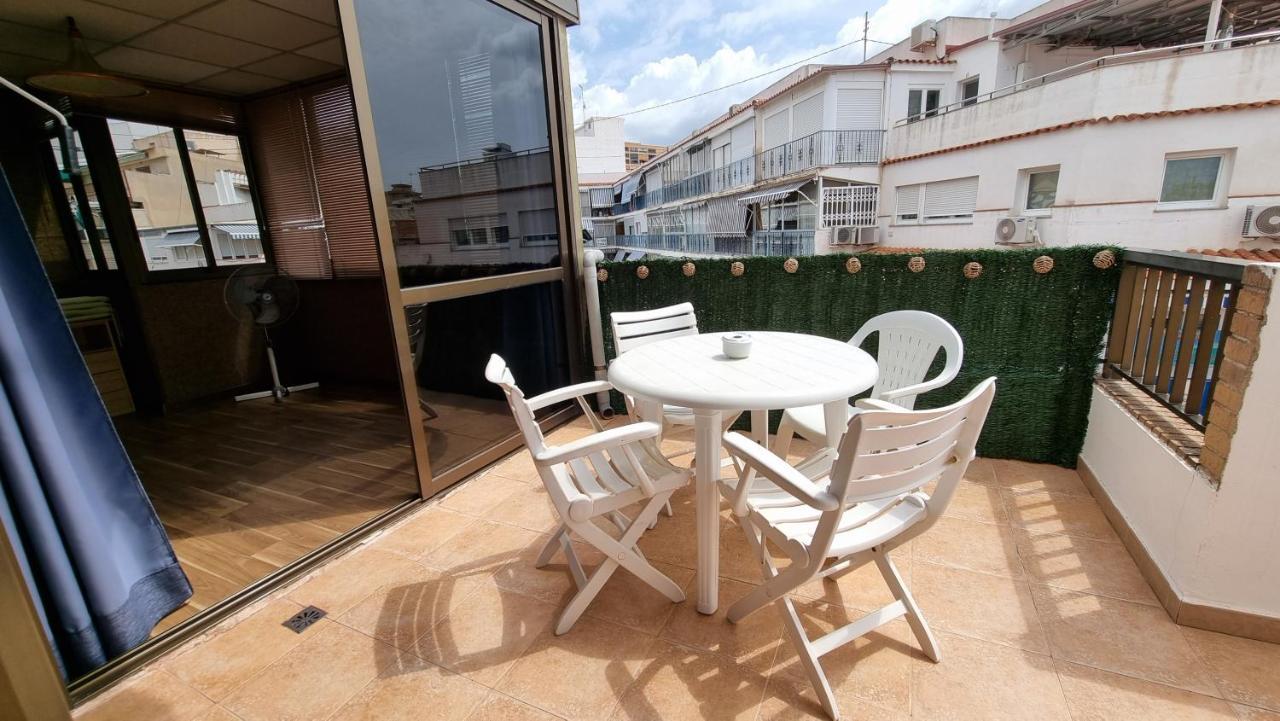 Atico Con Terraza Y 2 Habitaciones En Casco Antiguo Benidorm Exterior foto